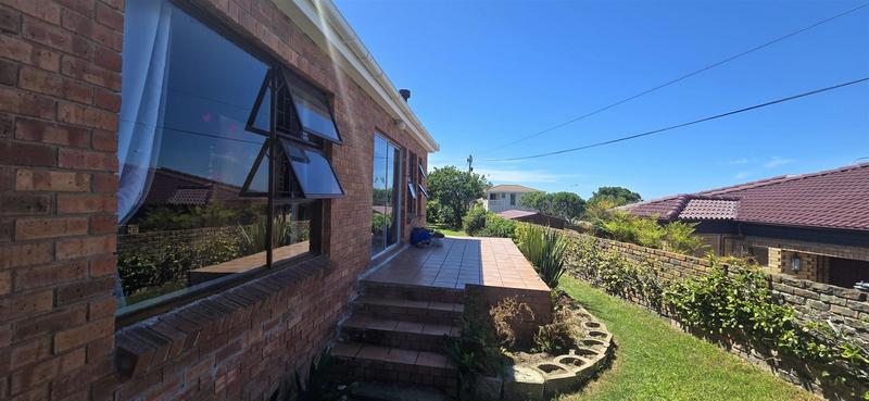 4 Bedroom Property for Sale in Reebok Western Cape